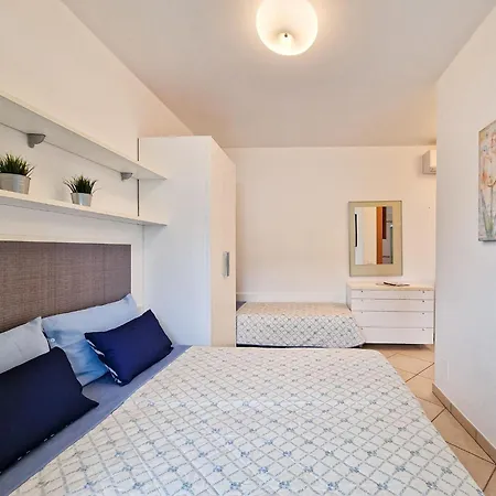 Ground-floor With Garden And Pool Access * بيبيوني